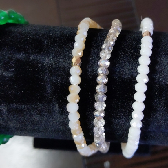 Beaded bracelets set of two - Picture 2 of 9